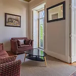 Casa de Férias Garden Mansion In Historic Center By Lovelystay Lisboa