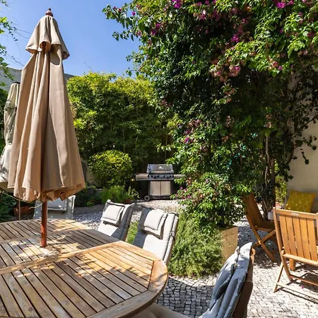 Garden Mansion In Historic Center By Lovelystay ליסבון