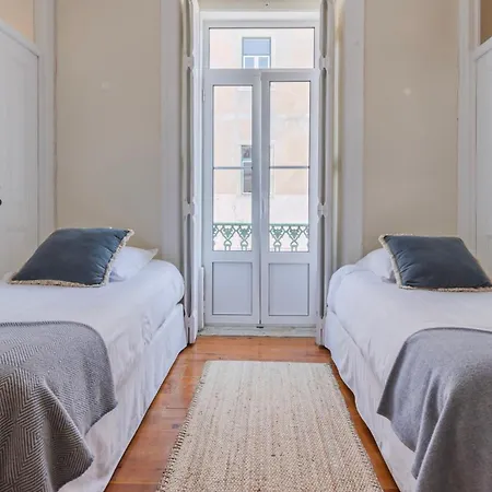 Garden Mansion In Historic Center By Lovelystay בית נופש