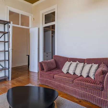 בית נופש Garden Mansion In Historic Center By Lovelystay ליסבון