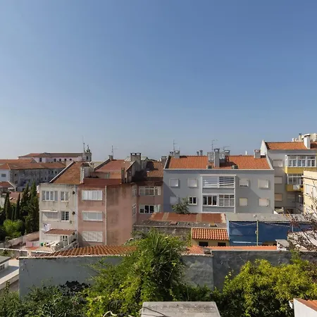 Garden Mansion In Historic Center By Lovelystay ליסבון