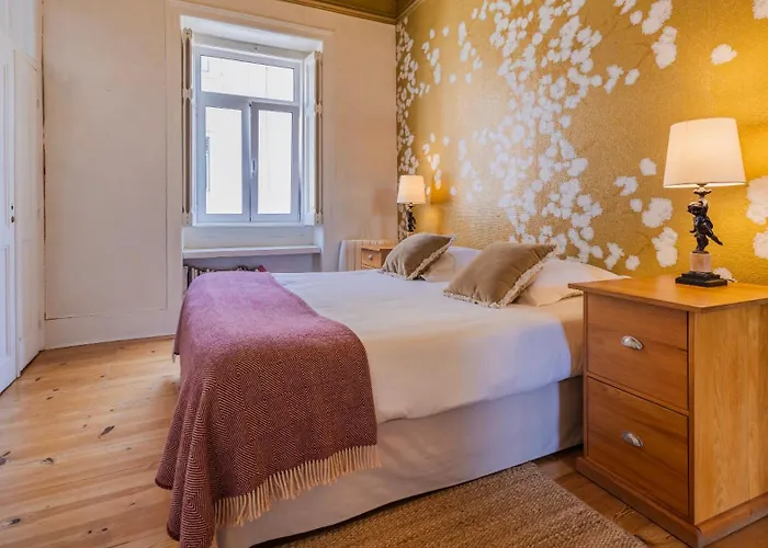 Ferienhaus Garden Mansion In Historic Center By Lovelystay