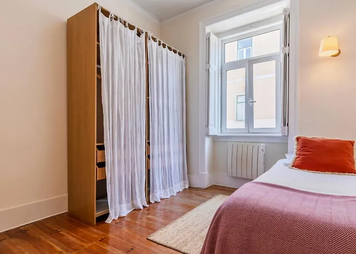 Garden Mansion In Historic Center By Lovelystay Ferienhaus *