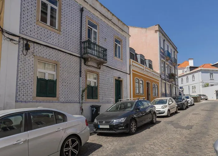 Garden Mansion In Historic Center By Lovelystay Lissabon