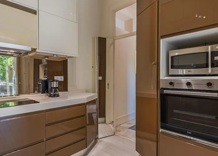 Garden Mansion In Historic Center By Lovelystay Ferienhaus Lissabon