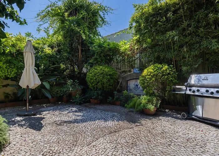 Garden Mansion In Historic Center By Lovelystay Feriehus Lisboa