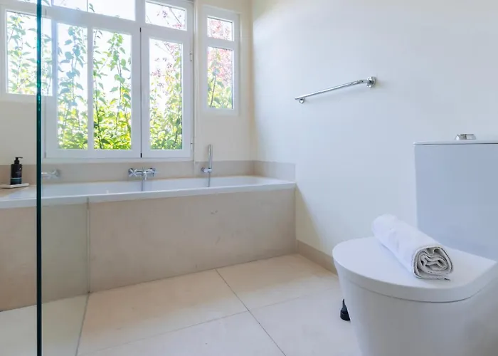 Garden Mansion In Historic Center By Lovelystay Ferienhaus *