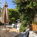 Garden Mansion In Historic Center By Lovelystay リスボン