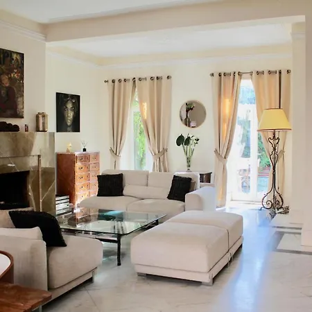 Garden Mansion In Historic Center By Lovelystay Holiday home *